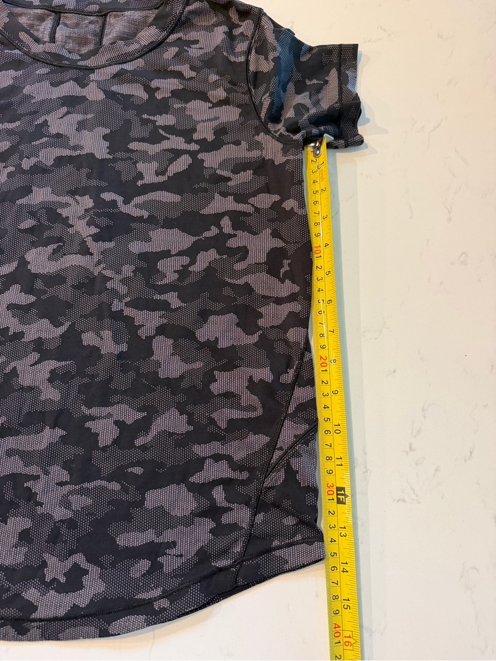 Lululemon Gray & Black Camo Short Sleeve Tee - Picture 5 of 5